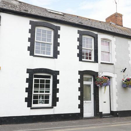 No 9, Watchet Villa Exterior photo